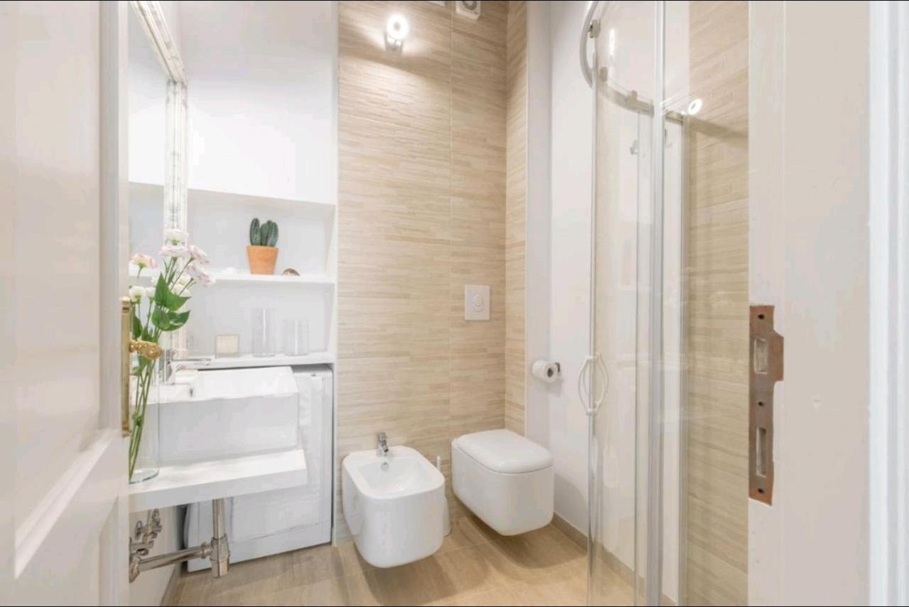 Spanish Modern Apartament Rome Extérieur photo
