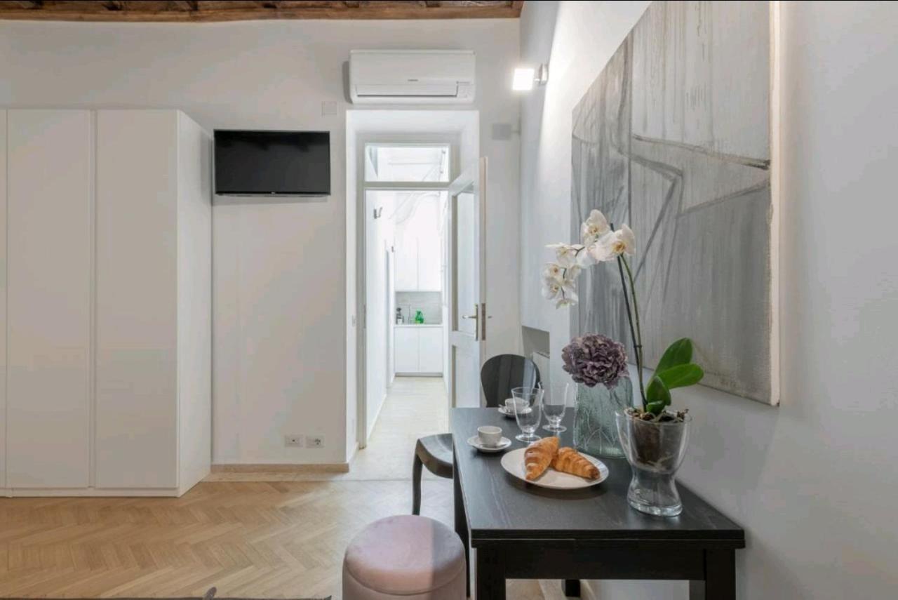 Spanish Modern Apartament Rome Extérieur photo
